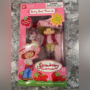 Strawberry Shortcake Berry Best Friend toy